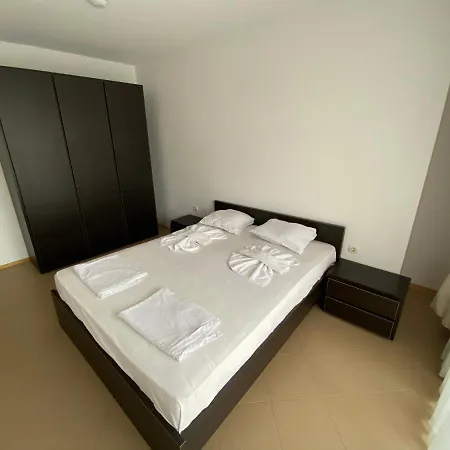 Kamelia Grand Apartments Hotel apartamentowy