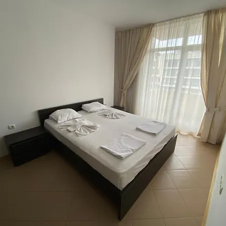 Kamelia Grand Apartments Hotel apartamentowy