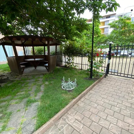 Kamelia Grand Apartments Hotel apartamentowy *